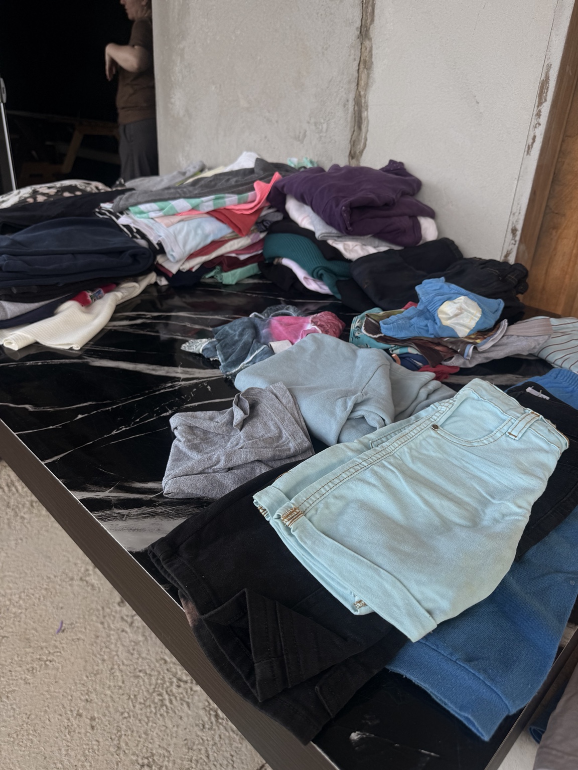 Roupas organizadas para ação social
